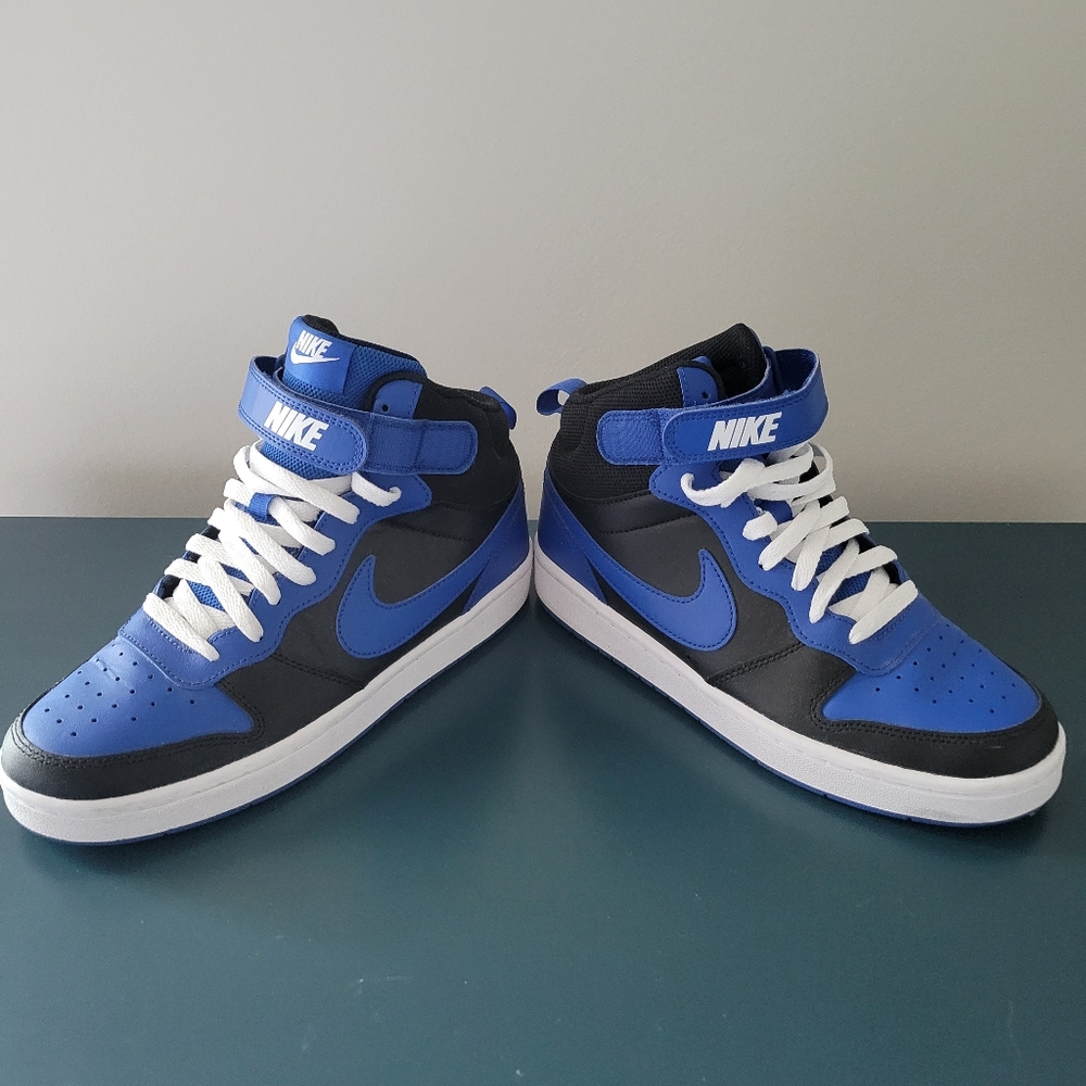 Nike, Blue, White, and Black, Size 7Y